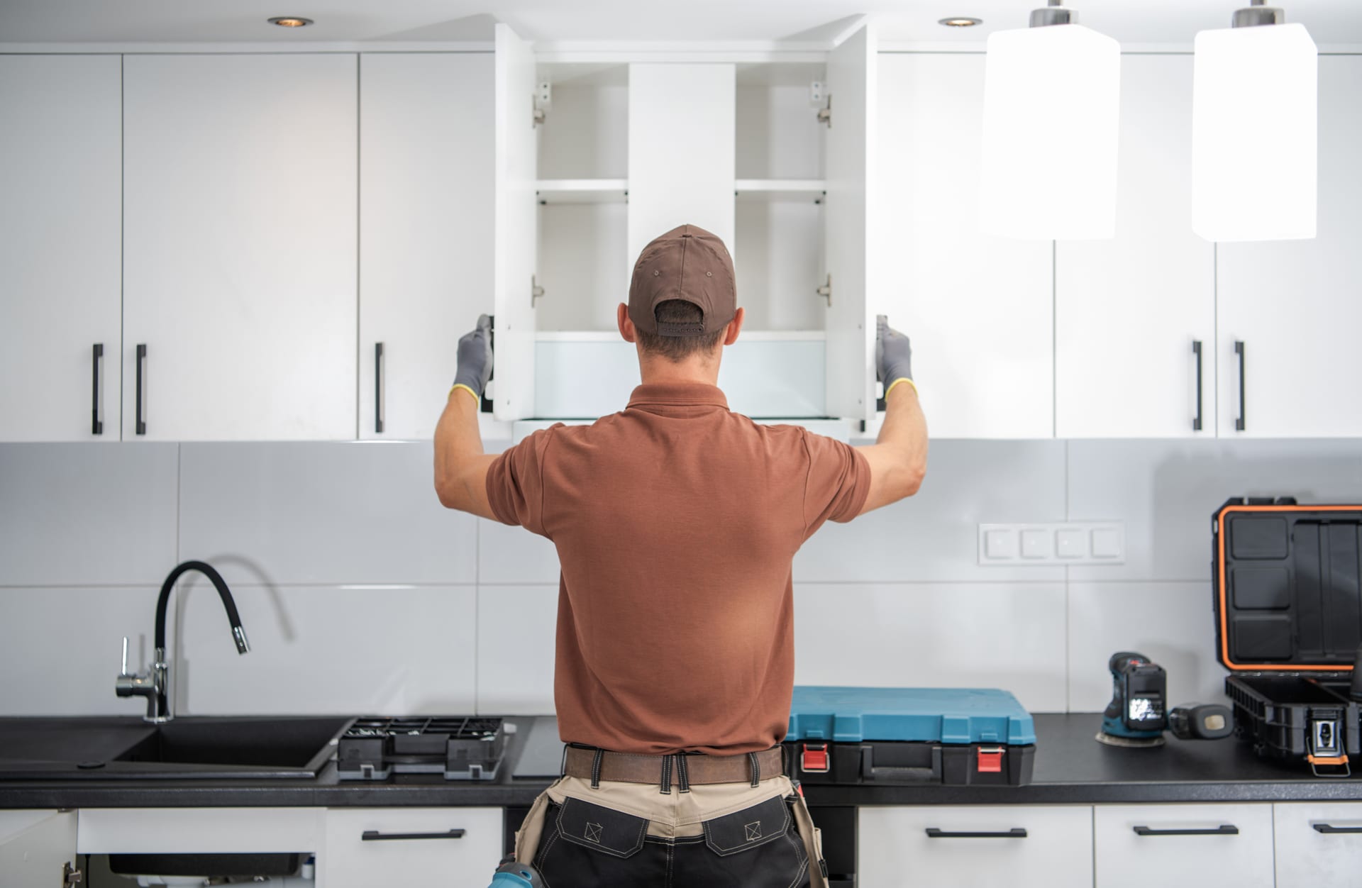 Cabinet refacing
